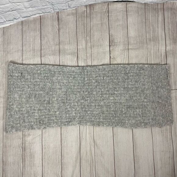 Universal Thread Ribbed Knit Grey Scarf One Size - Picture 5 of 7